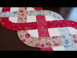 Porn rainbow small patchwork tablecloth braid tutorial #lizadecor