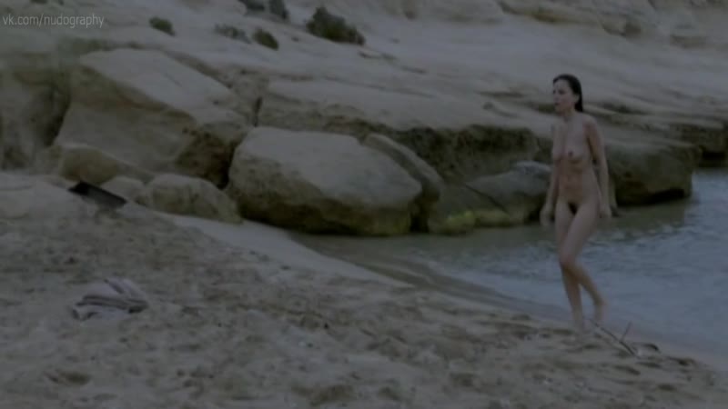 Елена анайя (elena anaya) голая в фильме "вдали от моря" (lejos del mar, 2015, иманоль урибе) hd 720p