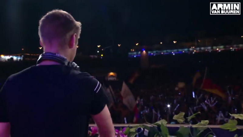 Armin van buuren &amp; orjan nilsen flashlight (live @ tomorrowland brasil 2016)