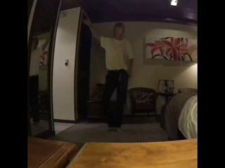 This is what taehyung’s fbi agent sees every night for 3 hrs straight