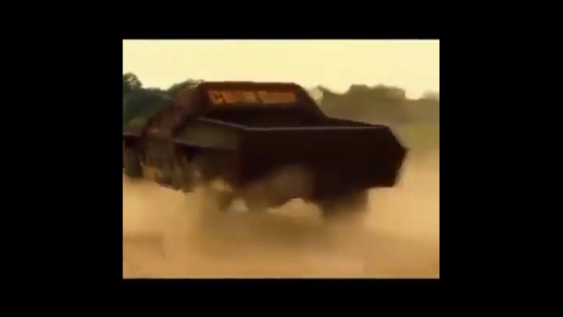 Совершенно безумная сцена с дени трехо и его эль камино