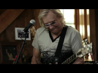 Joe walsh live from daryls house