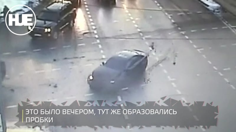 Серьезное дтп произошло на нахимовском проспекте одна из машин улетела "волчком"