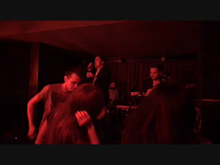 April в бабе любе