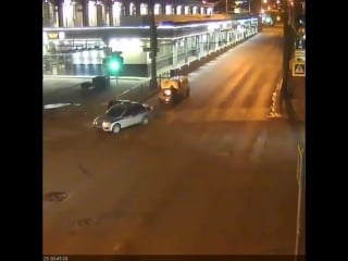 Полицейские помогли оперативно потушить машину в краснодаре