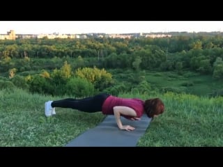 Chaturanga dandasana challenge / fruity juice