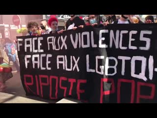 Marche pigalle hôtel de ville à paris face aux violences sexuelles et sexistes