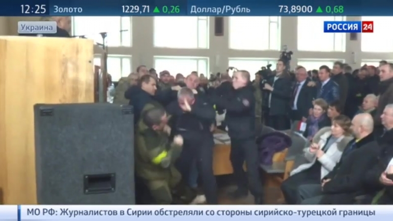 Мэру смелы объявили импичмент за драку в горсовете