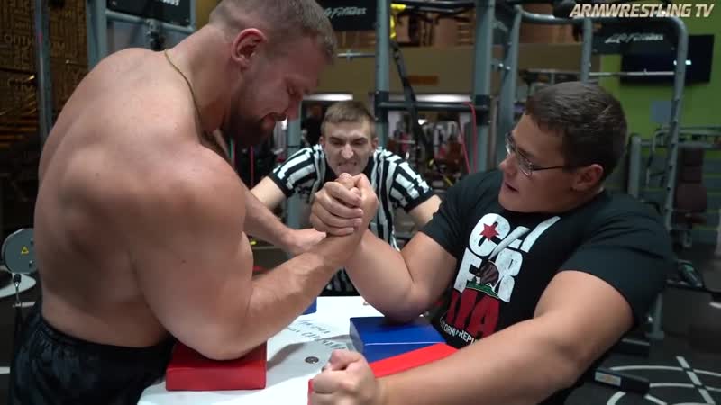 [armwrestling tv] schoolboy vs russian giant kirill sarychev | arm wrestling