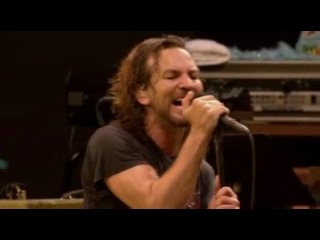 Pearl jam yellow ledbetter (live)