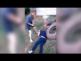 Избиение девочки "на стрелке" в кирове