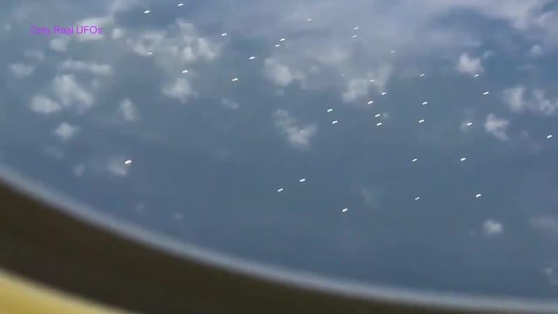 Mega fleet of ufos was filmed over the bay of bengal on a flight from bangkok to new delhi