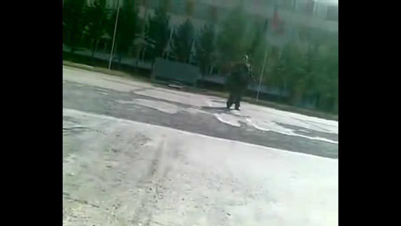 Генерал читает лекцию на платцу