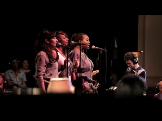 Snarky puppy feat malika tirolien im not the one (family dinner volume one)