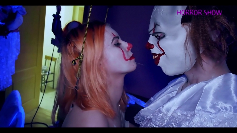 Подвешивание на крюках за кожу, фрик перформанс, артисты и фрик шоу на хэллоуин