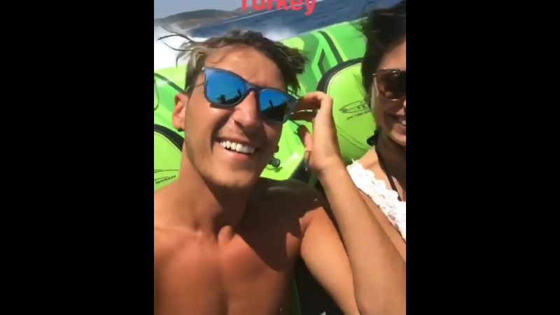 Амине и месут