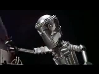 Caroline munro as stella star in starcash