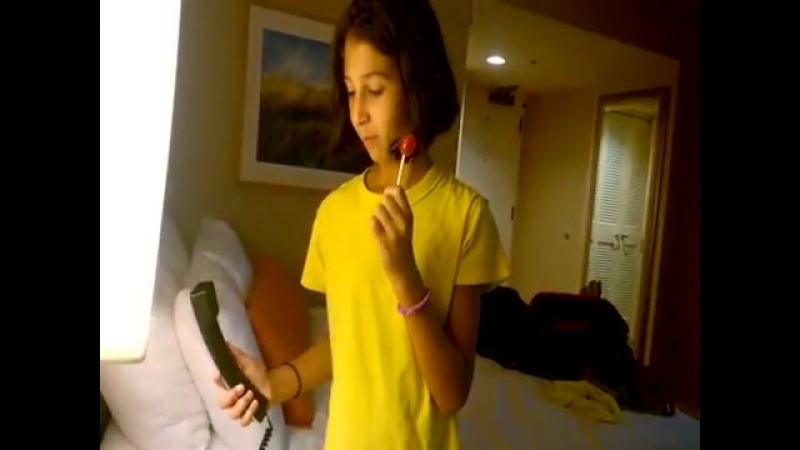 Тупые американцы выросло поколение детей, которые не могут положить трубку у домашнего телефона