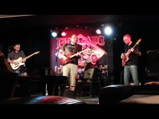 Dr nick live @ rhythmnblues cafe (2)