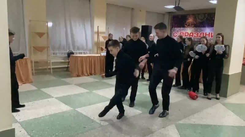 Видео от молодые вокальный ансамбль "dolce vita"