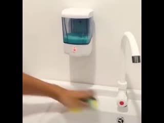 Struggles of cleaning a soap dispenser