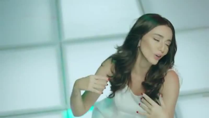 Öykü gürman düşün beni