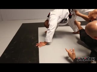 Биео thiago sa x guard to kneebar