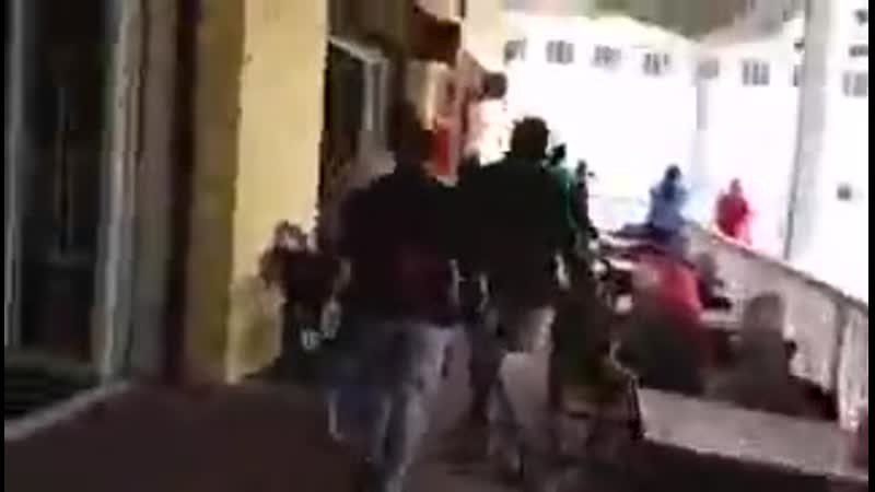 Что за бездари ими управляют почему они так часто сталкиваются с берегом