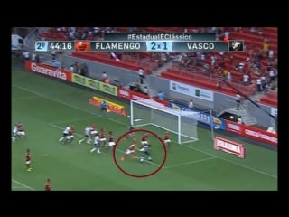 Carioca 2017 vasco 2x2 flamengo pênalti em jomar (1)