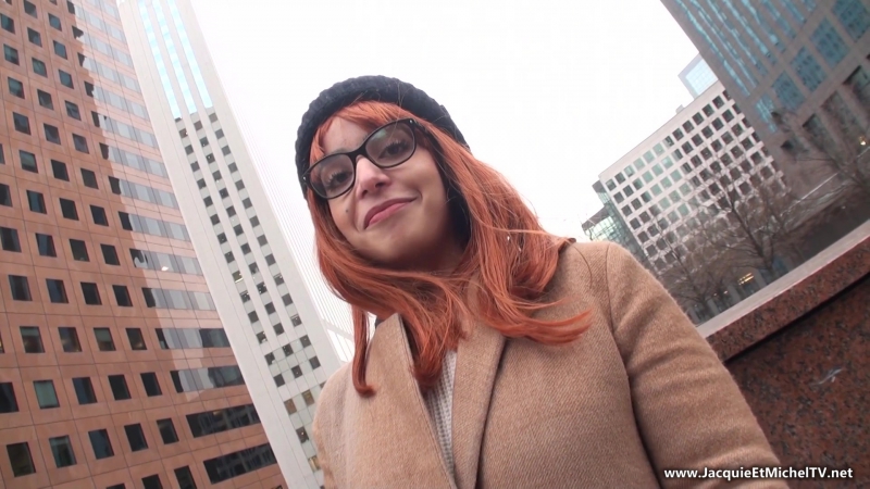 Secretaire porn video – Maria, 25ans, secretaire a la defense !