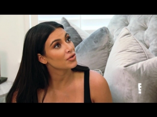 Kim kardashian convinces khloe kardashian to do sexy 'complex' cover