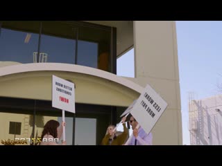 Соснули и профсоюзы и у шефа секс во время забастои