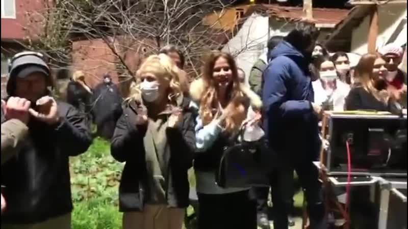 За кадром с пелин карахан