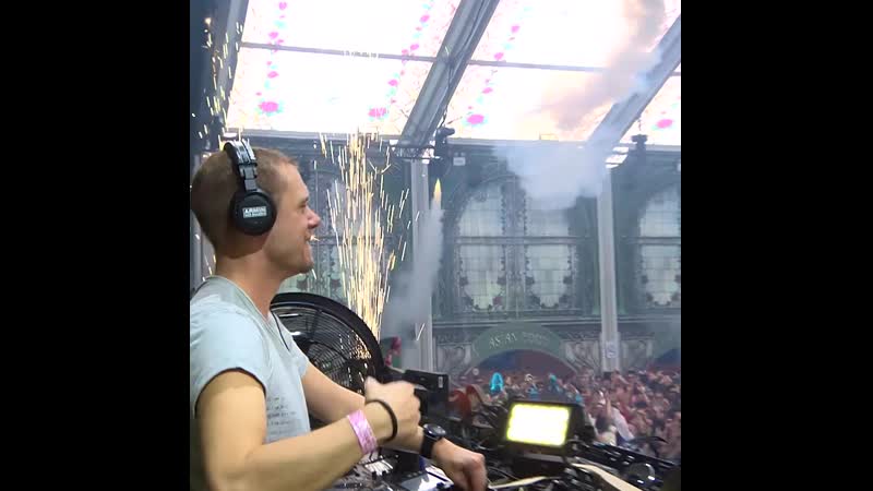 Maor levi otiot aria live at tomorrowland winter 2019 (orangerie)