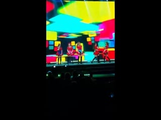 [fancam] 151204 red velvet huff n puff kpop concert in prague