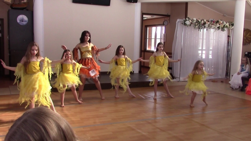 "озорные цыплята"