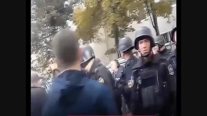 Судя по форме, фрицы все таки взяли москву пора уходить в партизаны