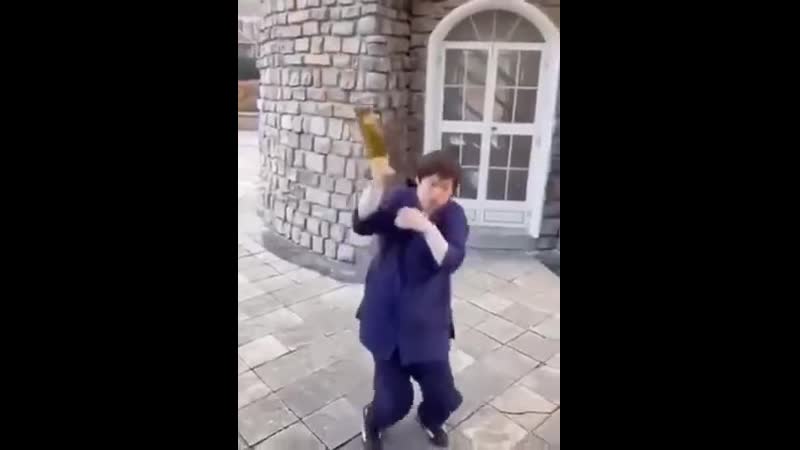 Алкоголик