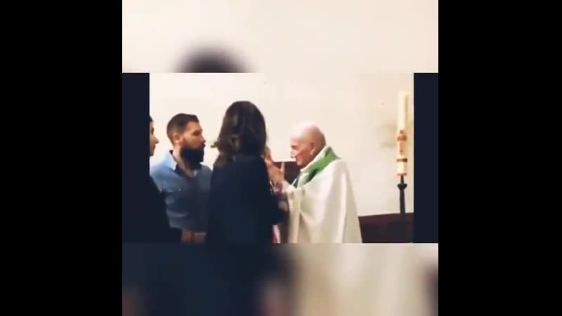 Теперь подставь левую щёчку, сын мой!