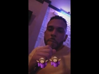 Vanov dvok is a gay male model/gogo dancer
