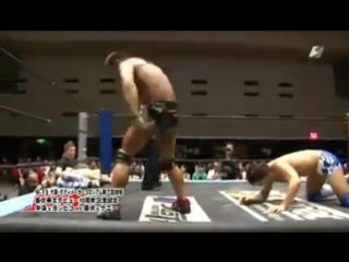 Kota ibushi, kenny omega vs michael nakazawa, yoshihiko (ddt)