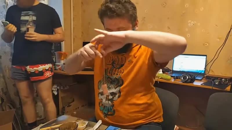 Герман ягодка ест тампон ксюши за донат бывшая вжлинка vjlink