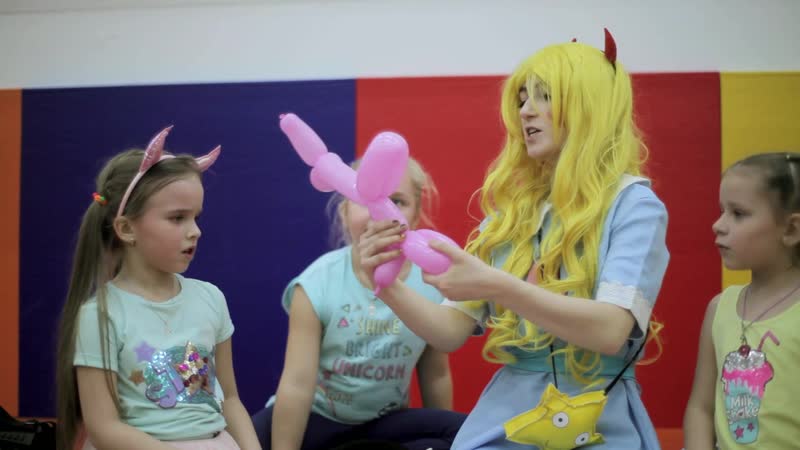 Звездочка баттерфляй на батутах