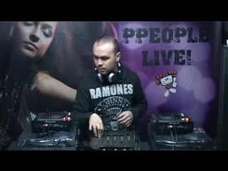 Ppeople live!