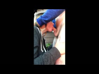 Amateur teen deepthroats like a porn star