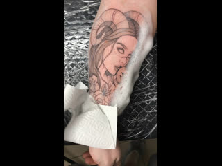 Li burova tattoo