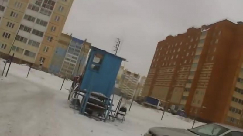 Дядька учит бороться с незаконными паркоами