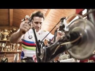 Alex zanardi show how happy you are with your life (1)