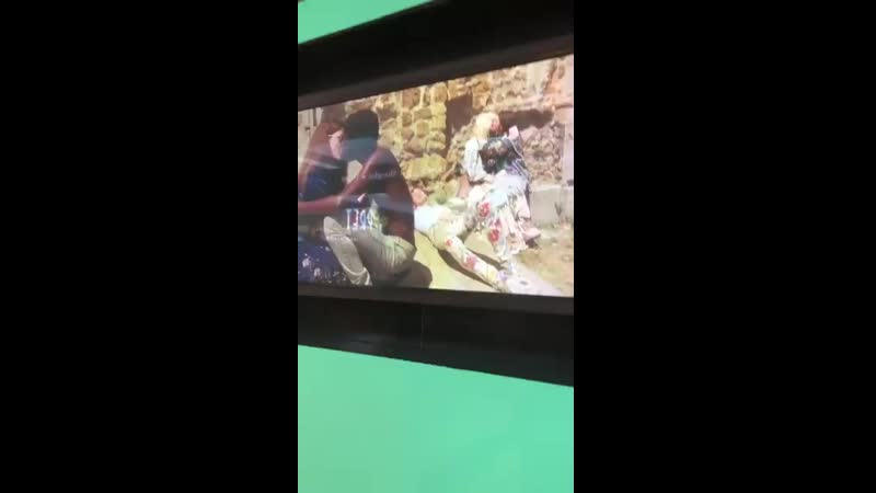 Gucci mémoire d'une odeur video ad playing at a store