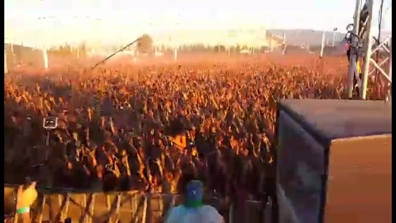 Claydee lupa amazing crowd